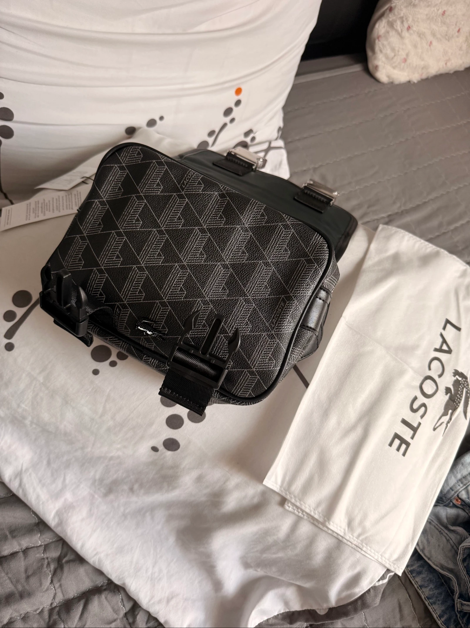 Sac bandoulière Lacoste Monogram preto – Novo com estojo – photo 2